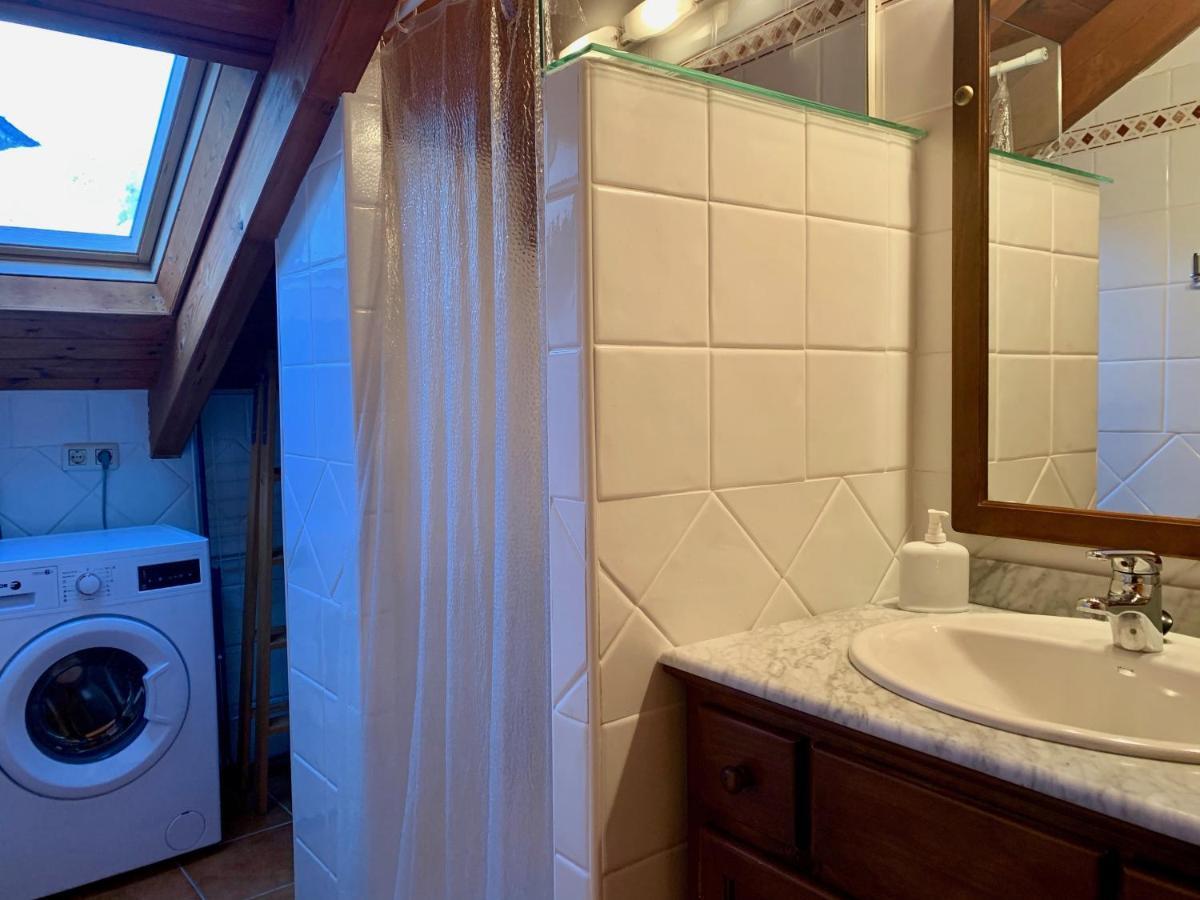 Bpirineos-Estos Apartment เบนาสเก ภายนอก รูปภาพ